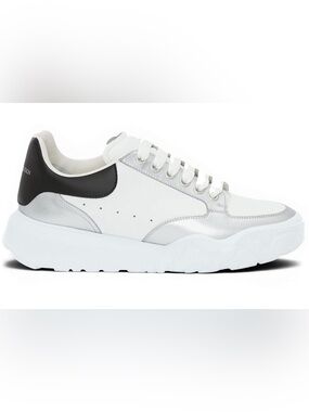 NEW! ALEXANDER MCQUEEN 
Oversized Court Trainer - US 11